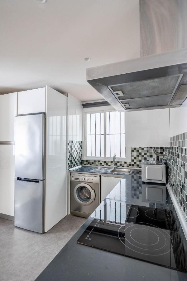 Amplisimo Apartamento De Diseno Nuevo En El Corazon De Triana, Parking Included إشبيلية المظهر الخارجي الصورة